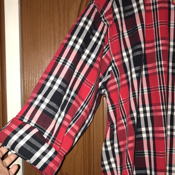 Vintage Tommy Hilfiger Red & Black Plaid Shadow Check Button Down Flannel Shirt - Picture 8 of 12